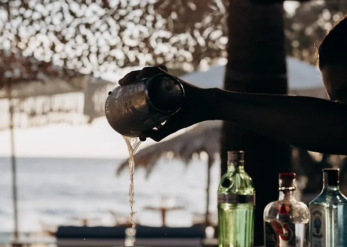 Medusa & Aparthotel Pláka