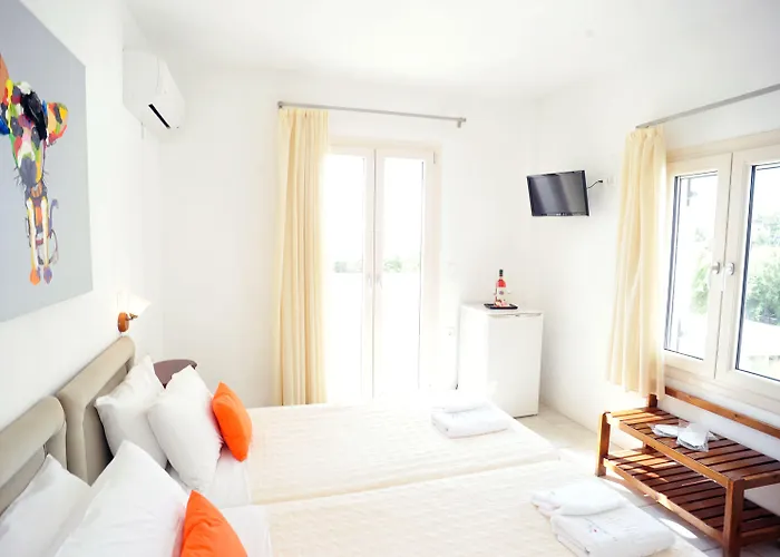 Medusa & Aparthotel Pláka